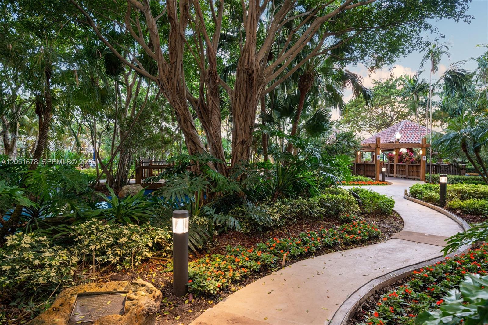 2000 Towerside Terrace