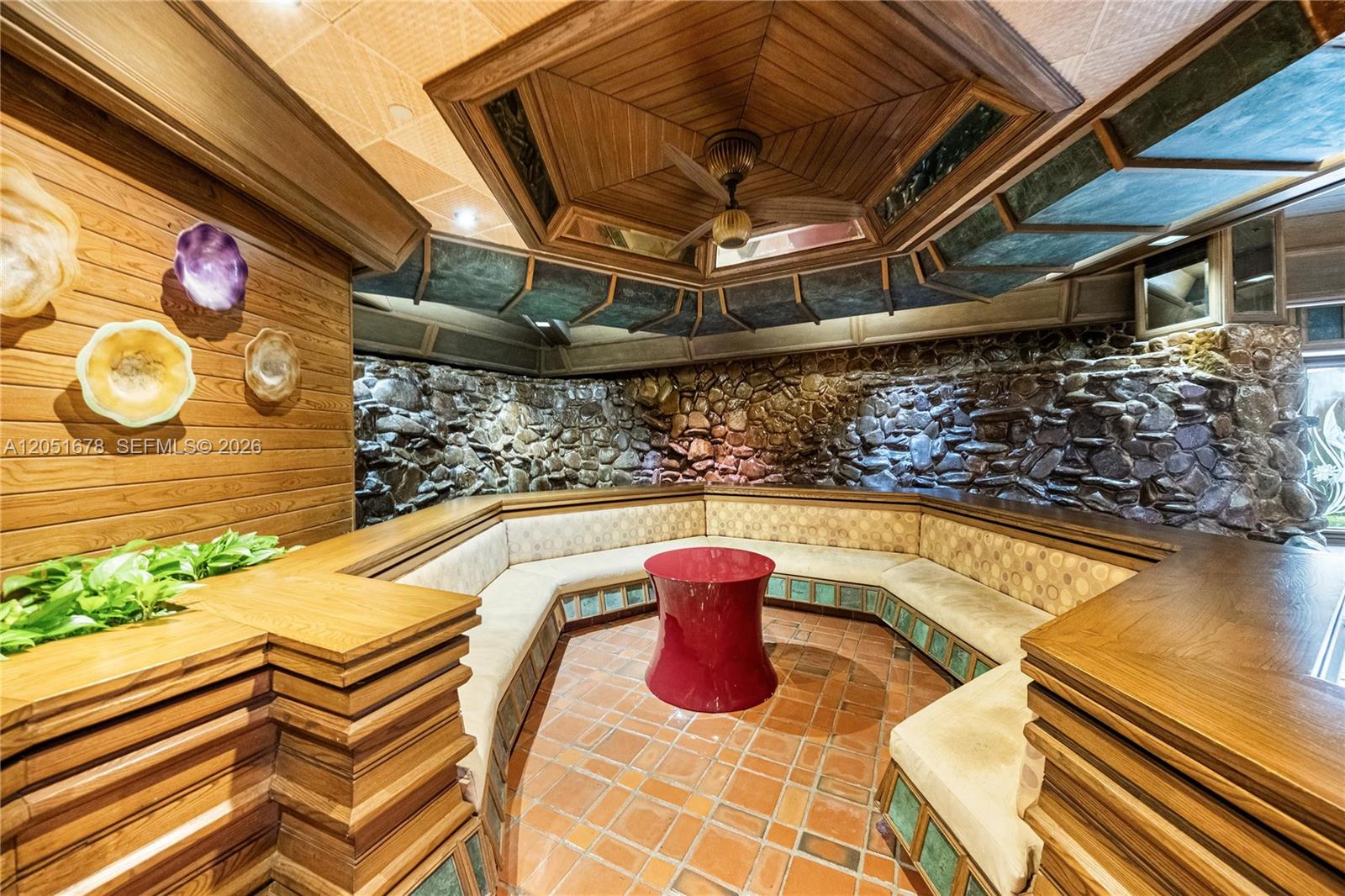2000 Towerside Terrace