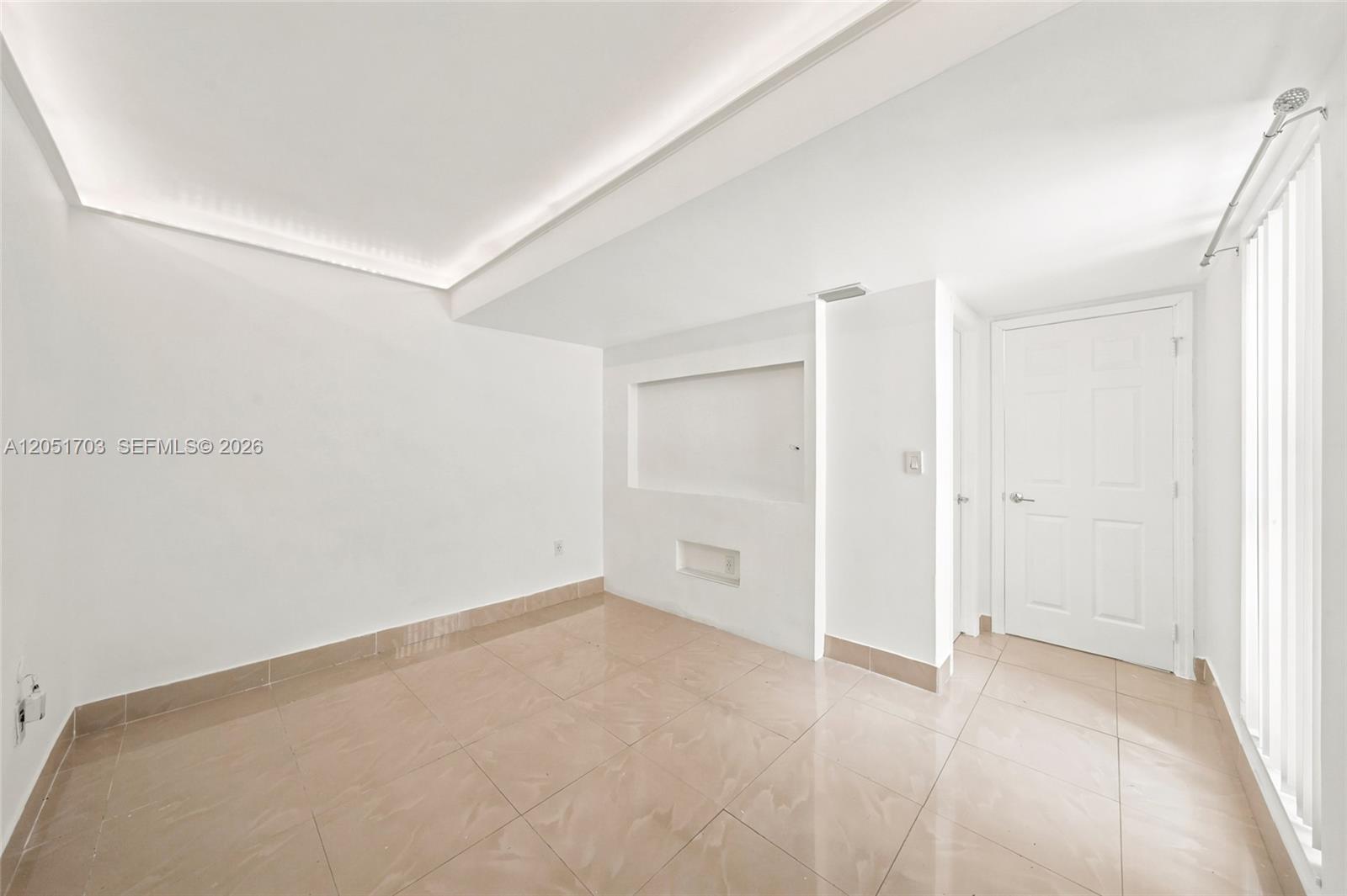 9674 Fontainebleau Boulevard