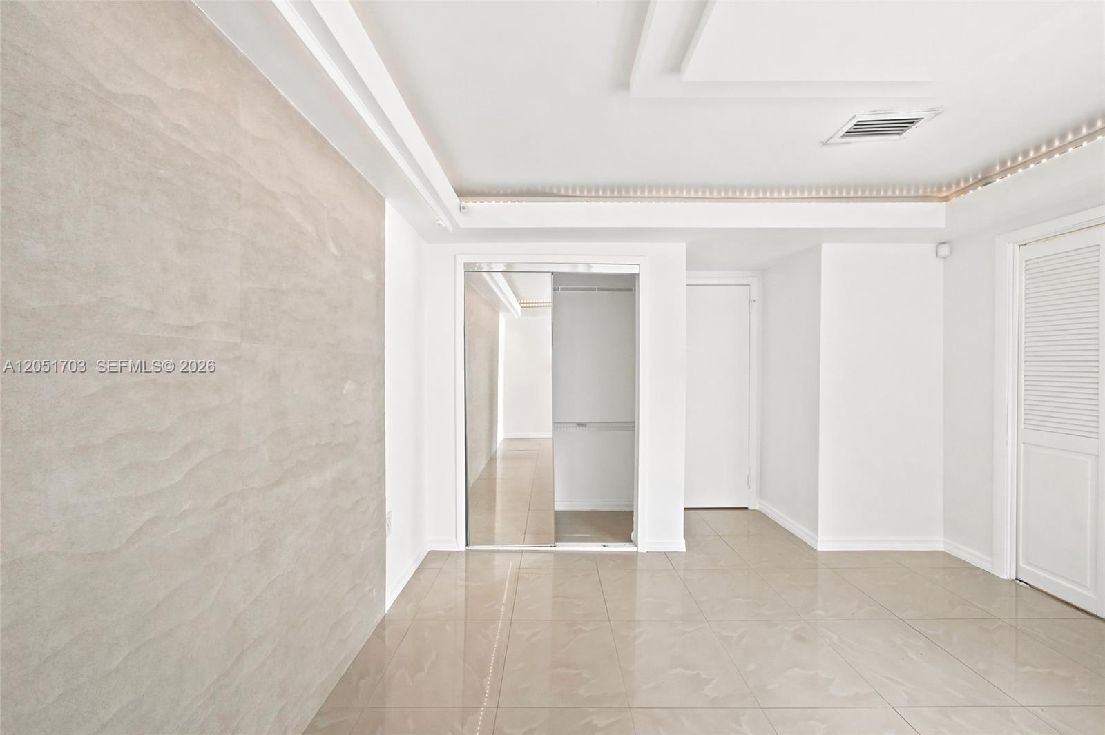 9674 Fontainebleau Boulevard