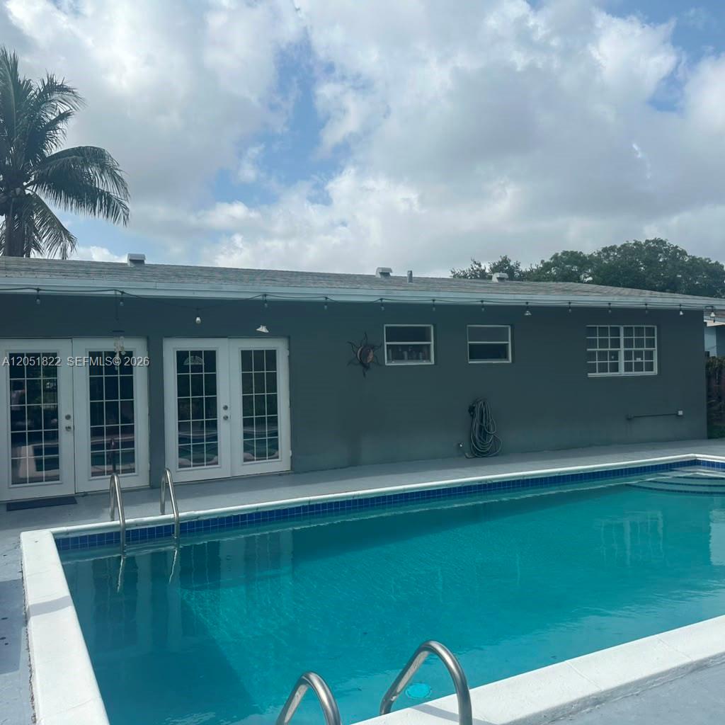 930 NW 180th Terrace