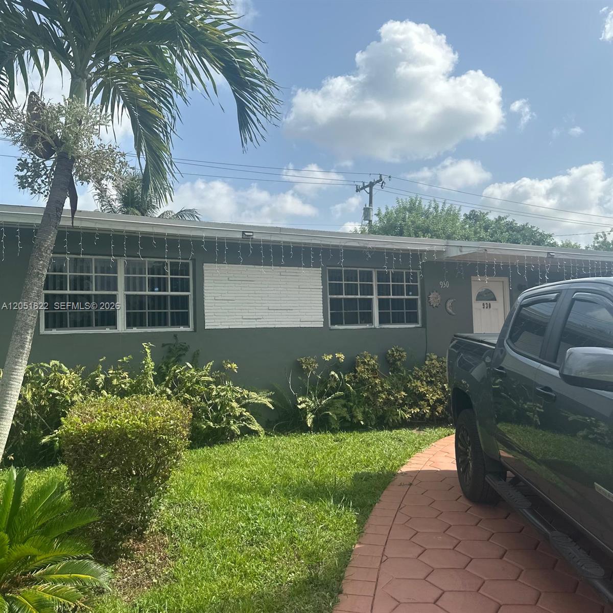 930 NW 180th Terrace
