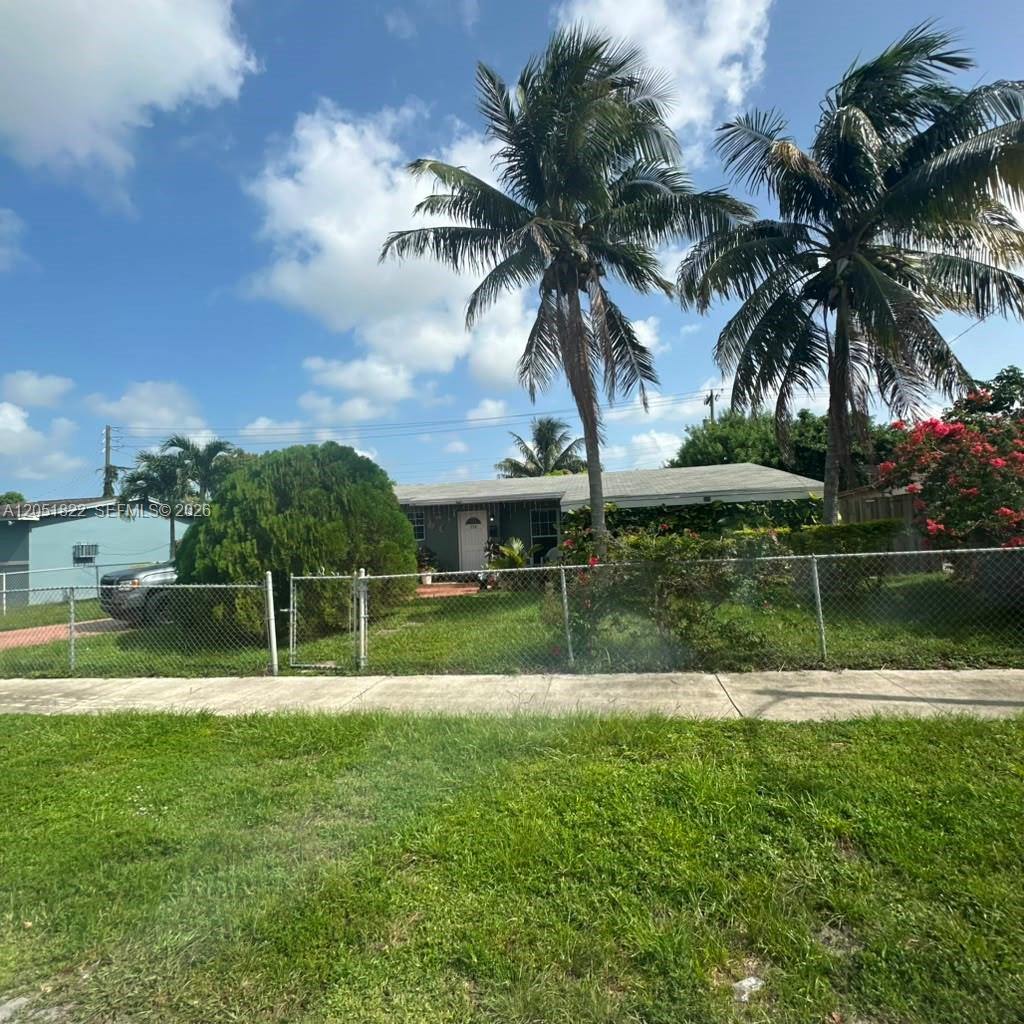 930 NW 180th Terrace
