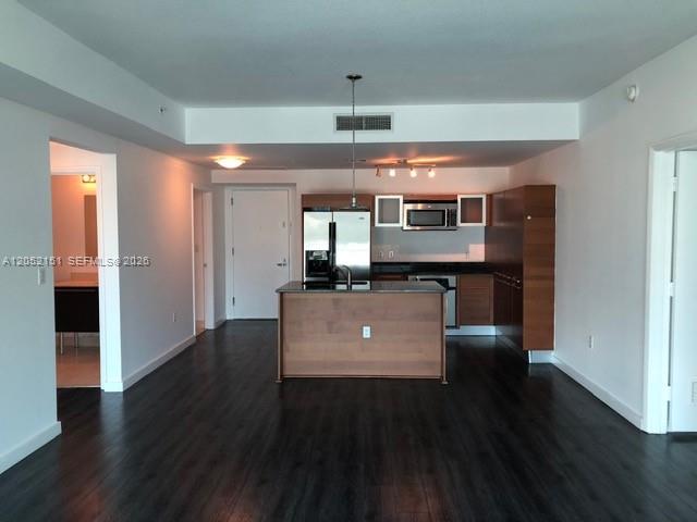 1900 N Bayshore Drive
