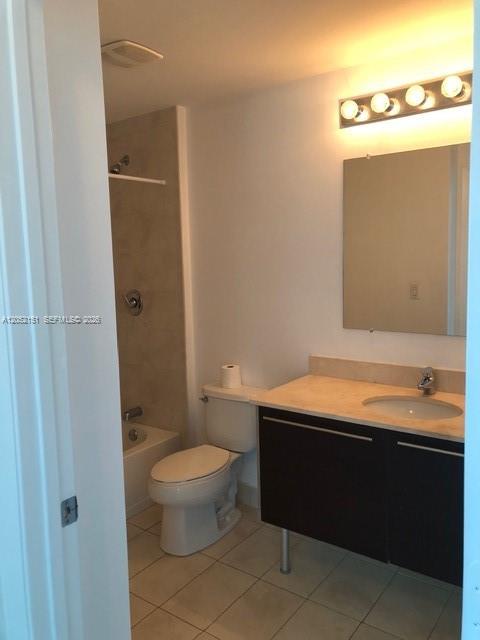1900 N Bayshore Drive