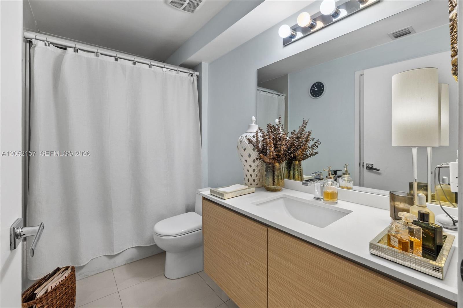 600 NE 27th Street