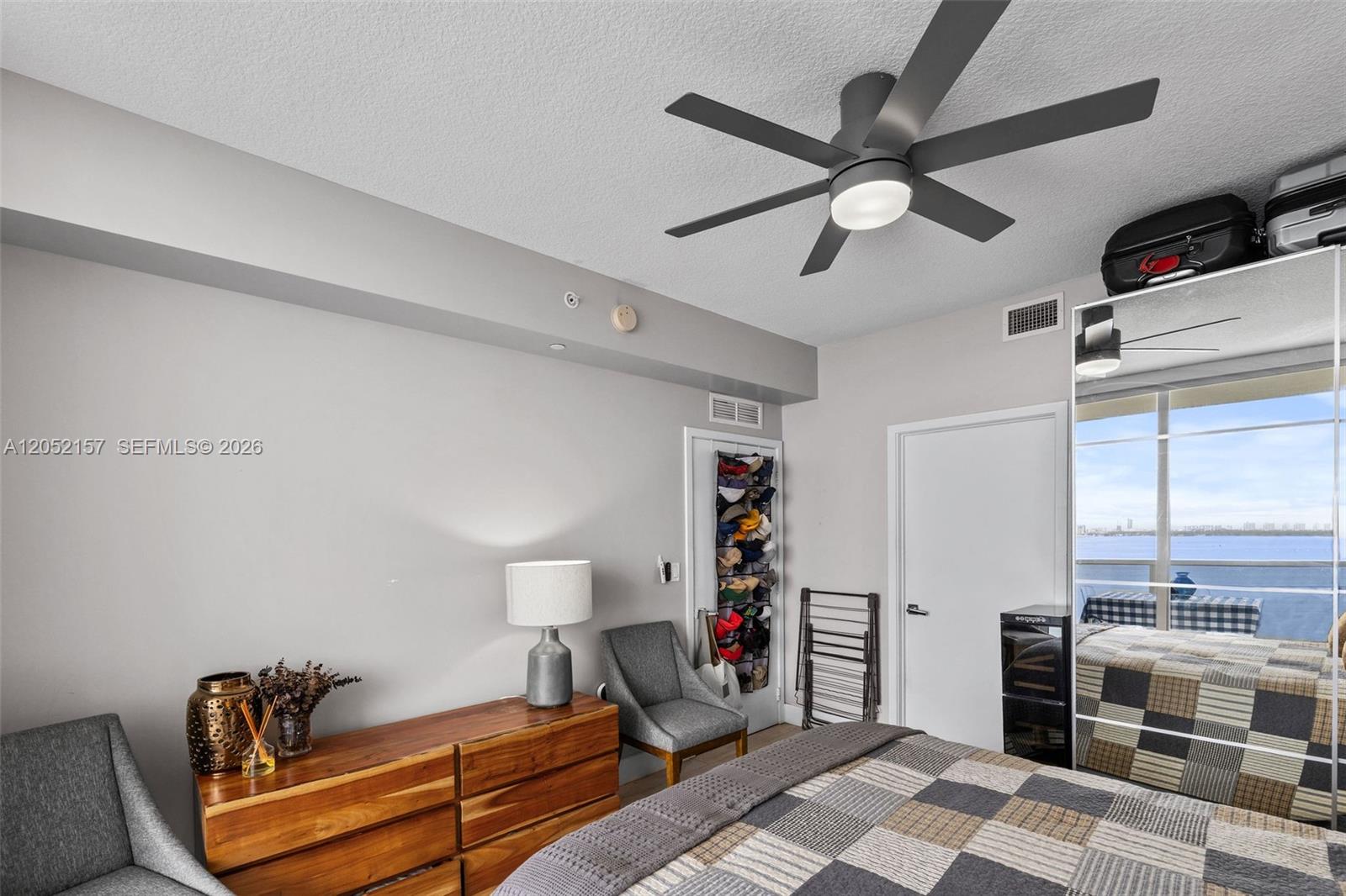600 NE 27th Street