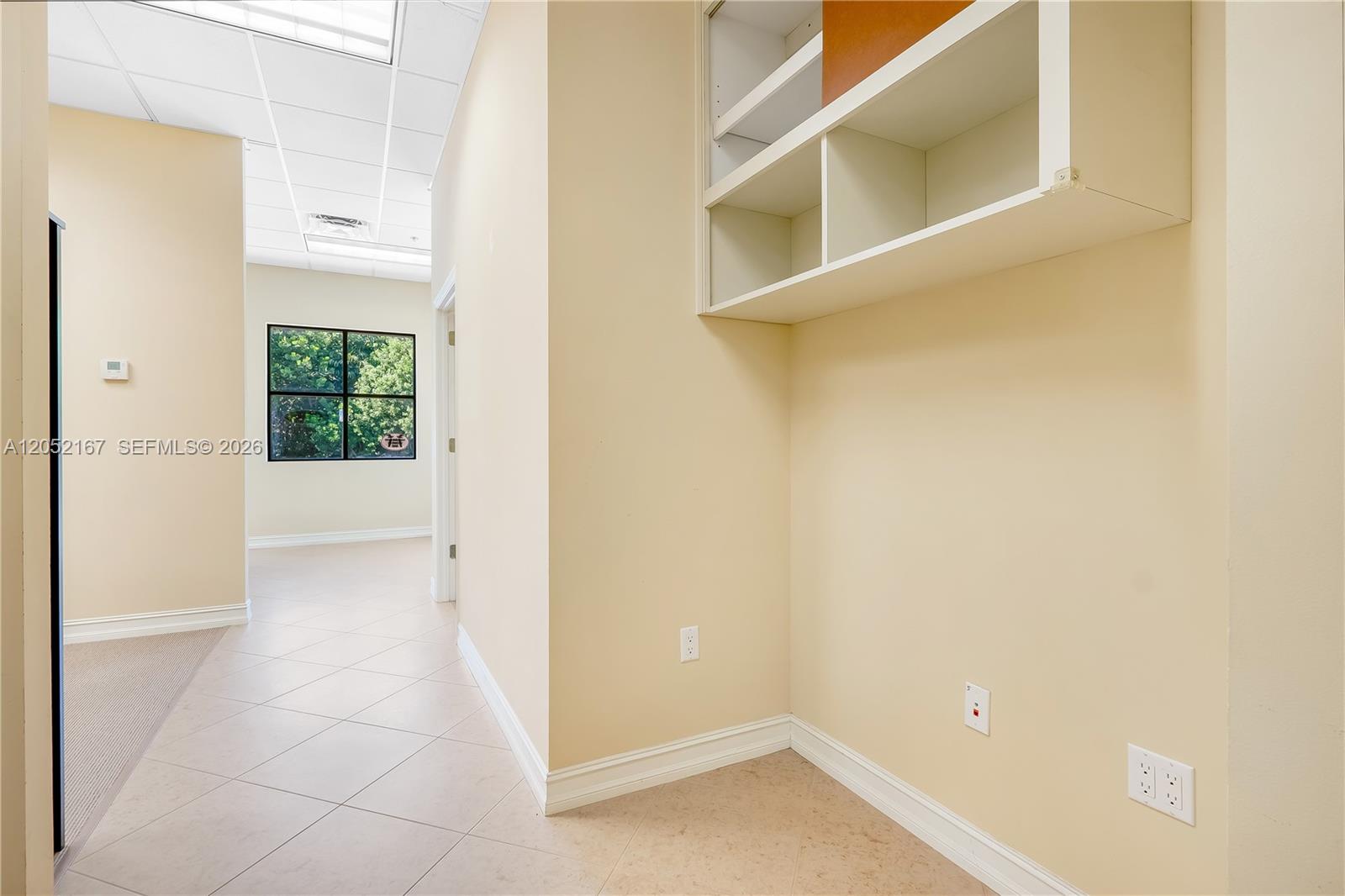 2455 Quantum Boulevard gallery image #14