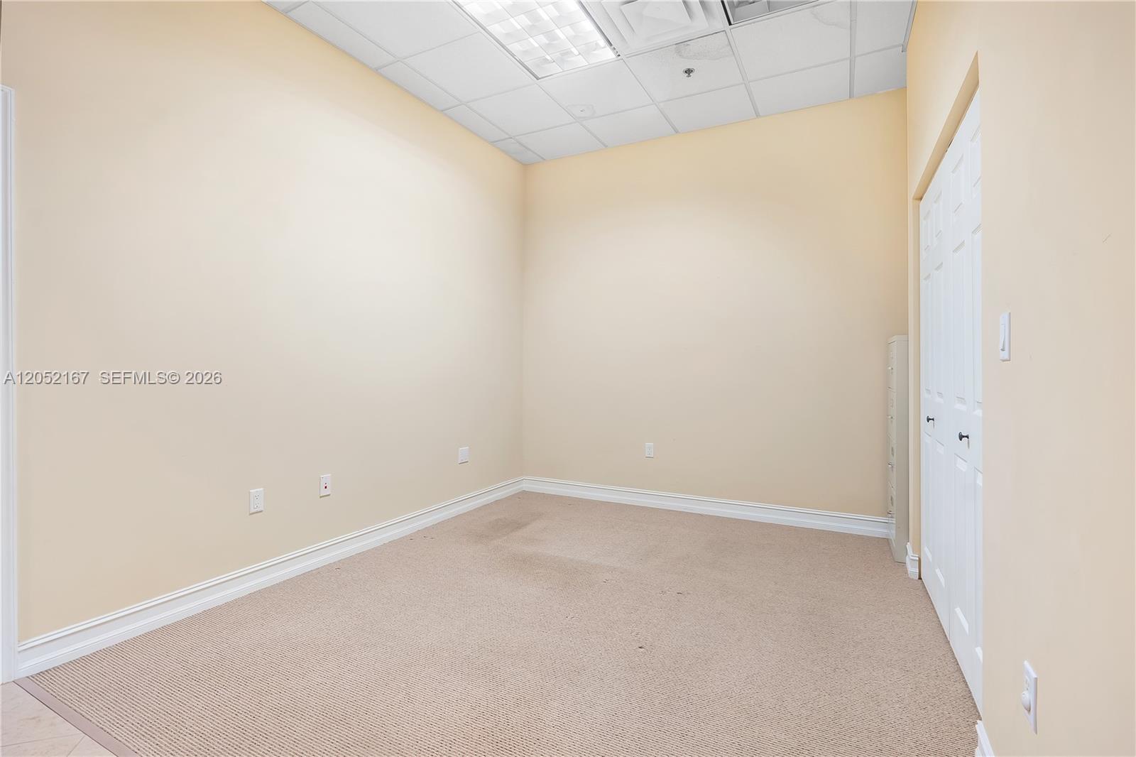 2455 Quantum Boulevard gallery image #15