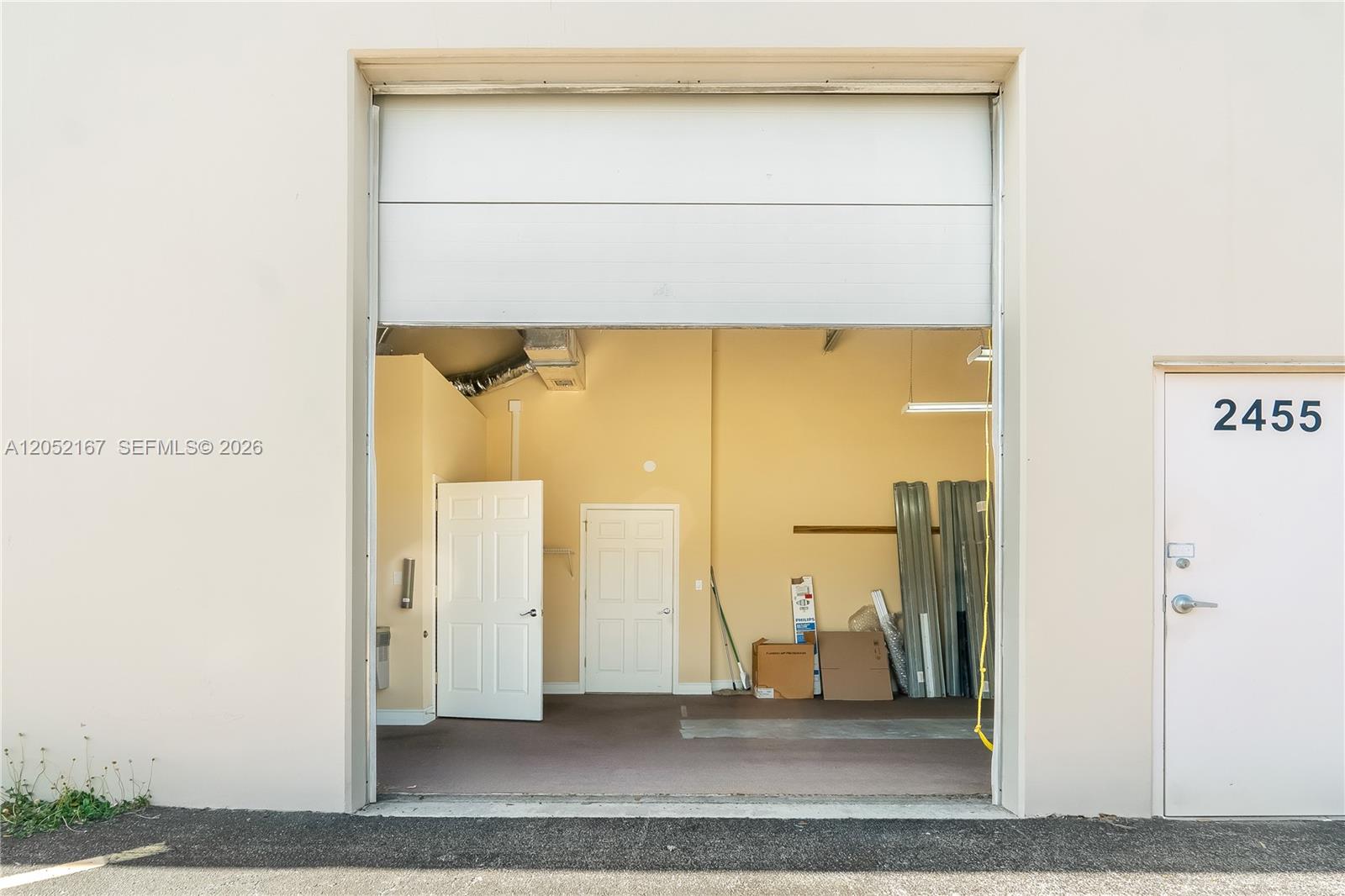 2455 Quantum Boulevard gallery image #4