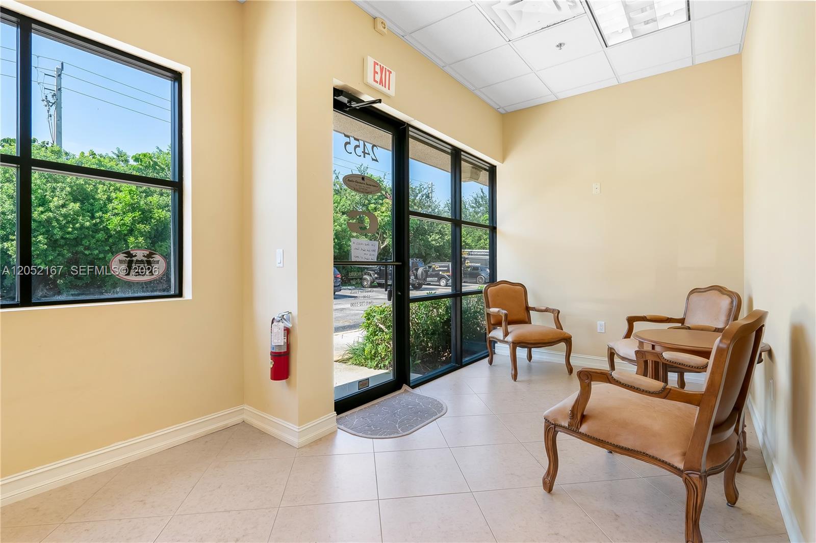 2455 Quantum Boulevard gallery image #5