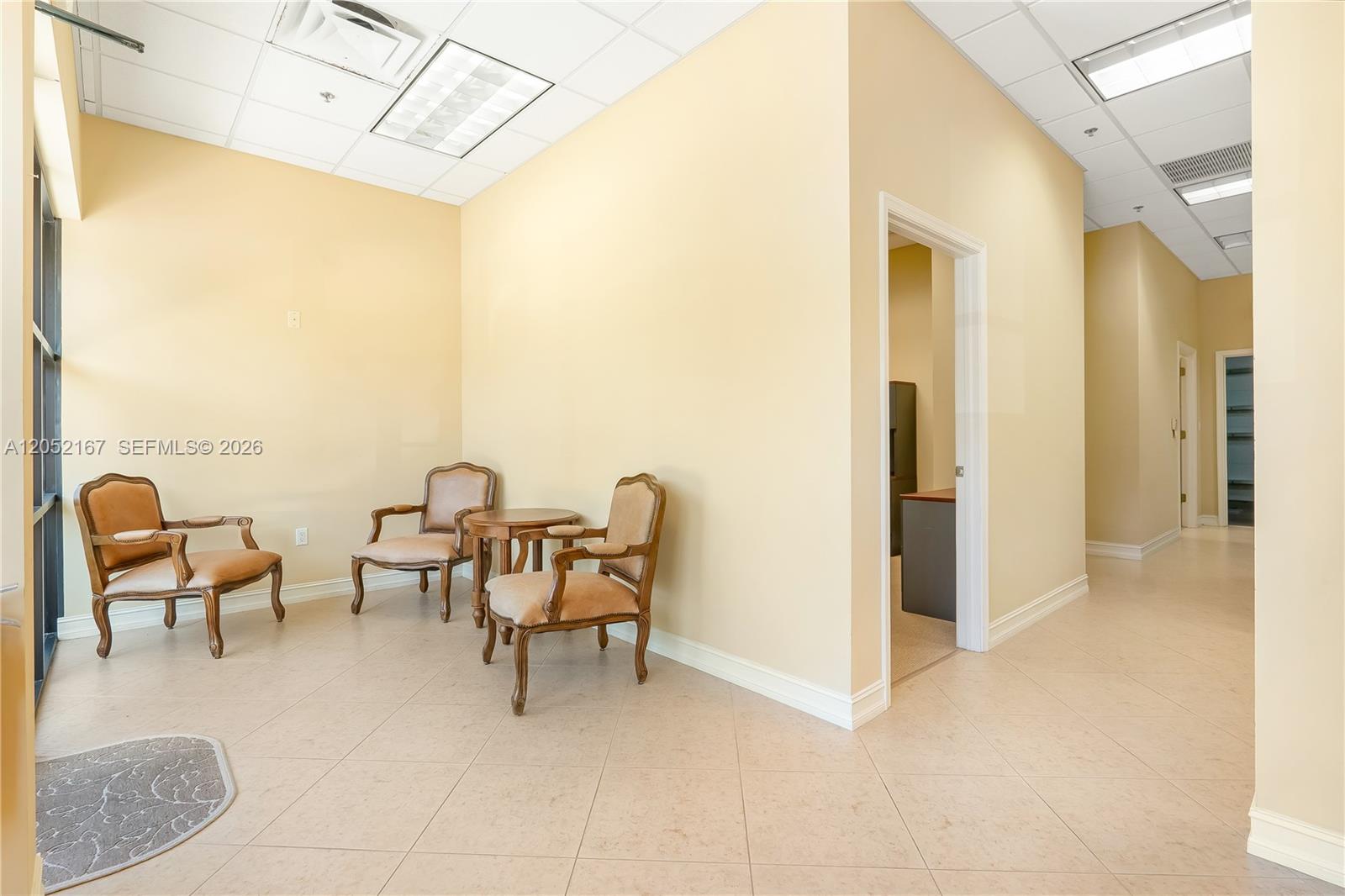 2455 Quantum Boulevard gallery image #7