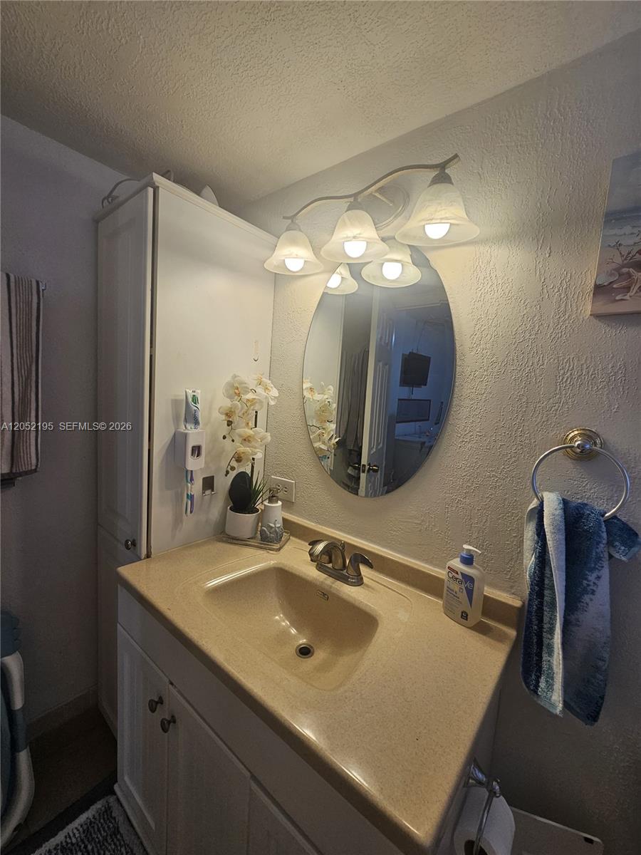 1750 W 46th Street