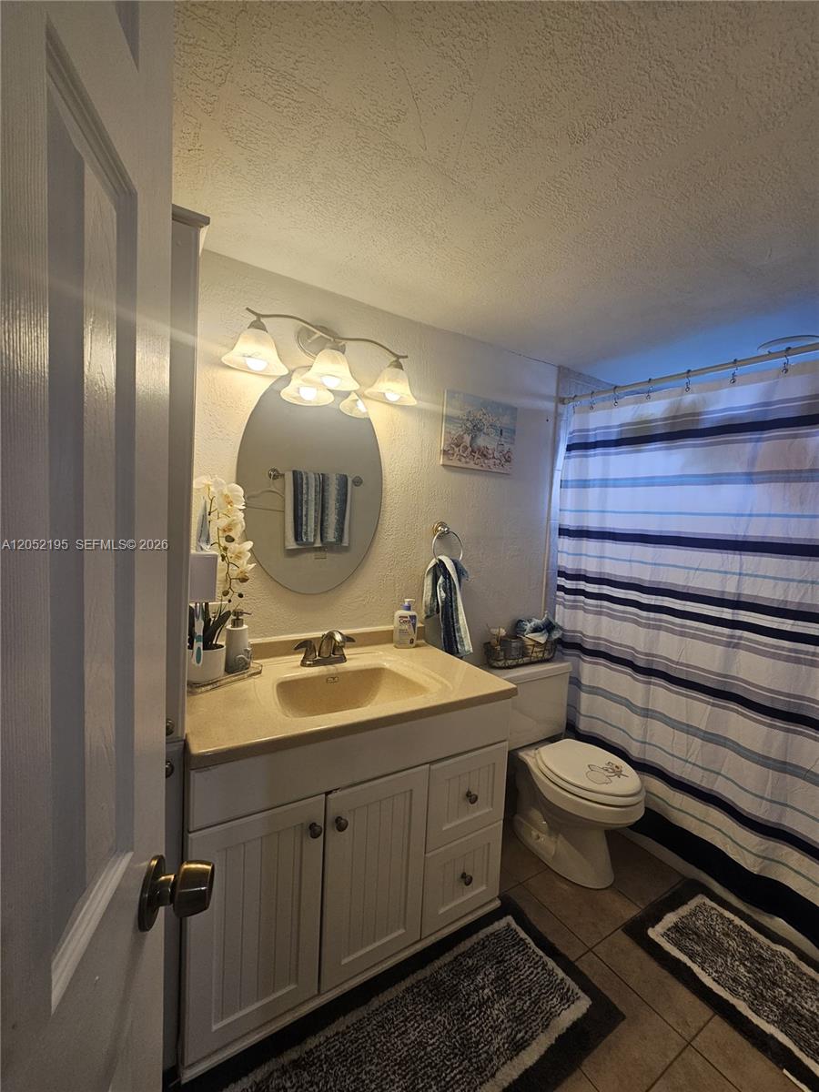 1750 W 46th Street