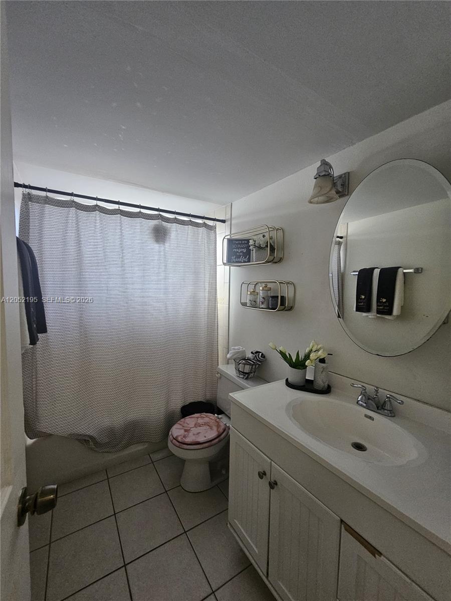 1750 W 46th Street