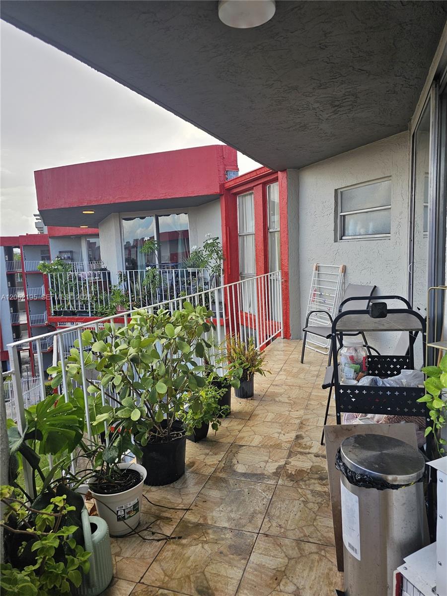 1750 W 46th Street