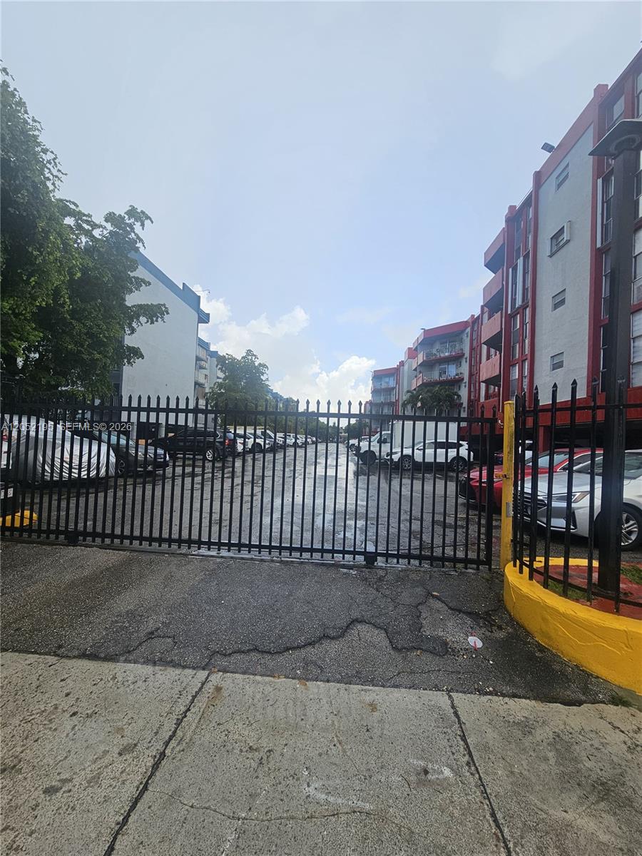 1750 W 46th Street