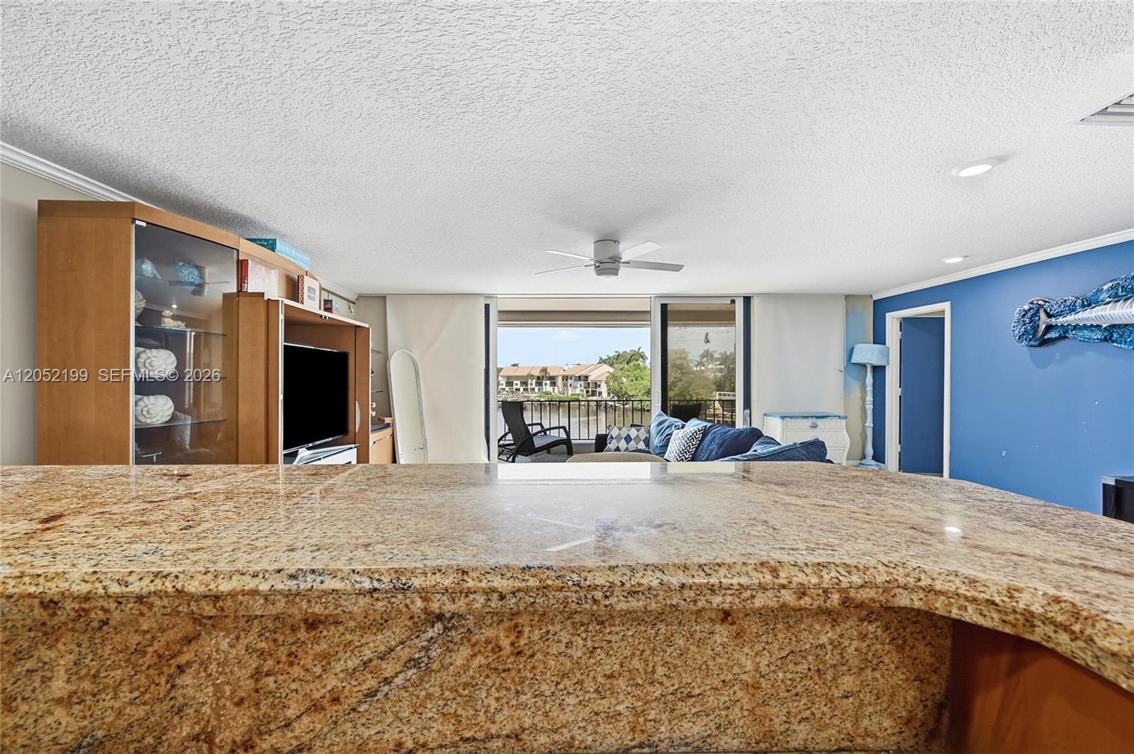 801 Palm Trail