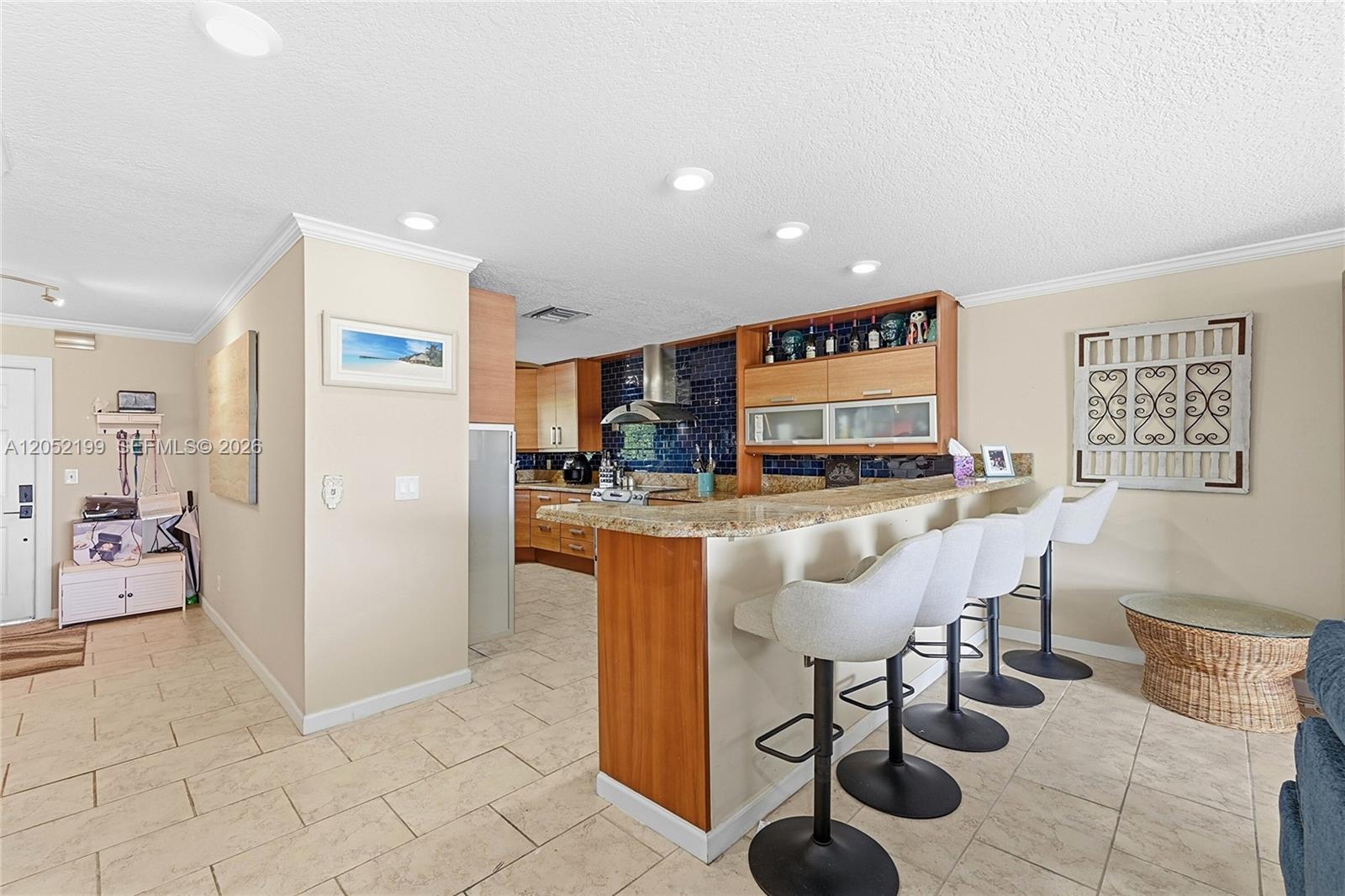 801 Palm Trail
