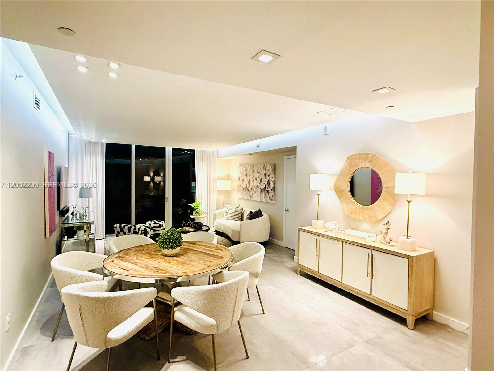 488 NE 18th Street