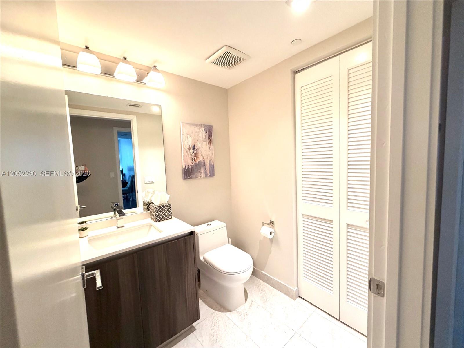 488 NE 18th Street