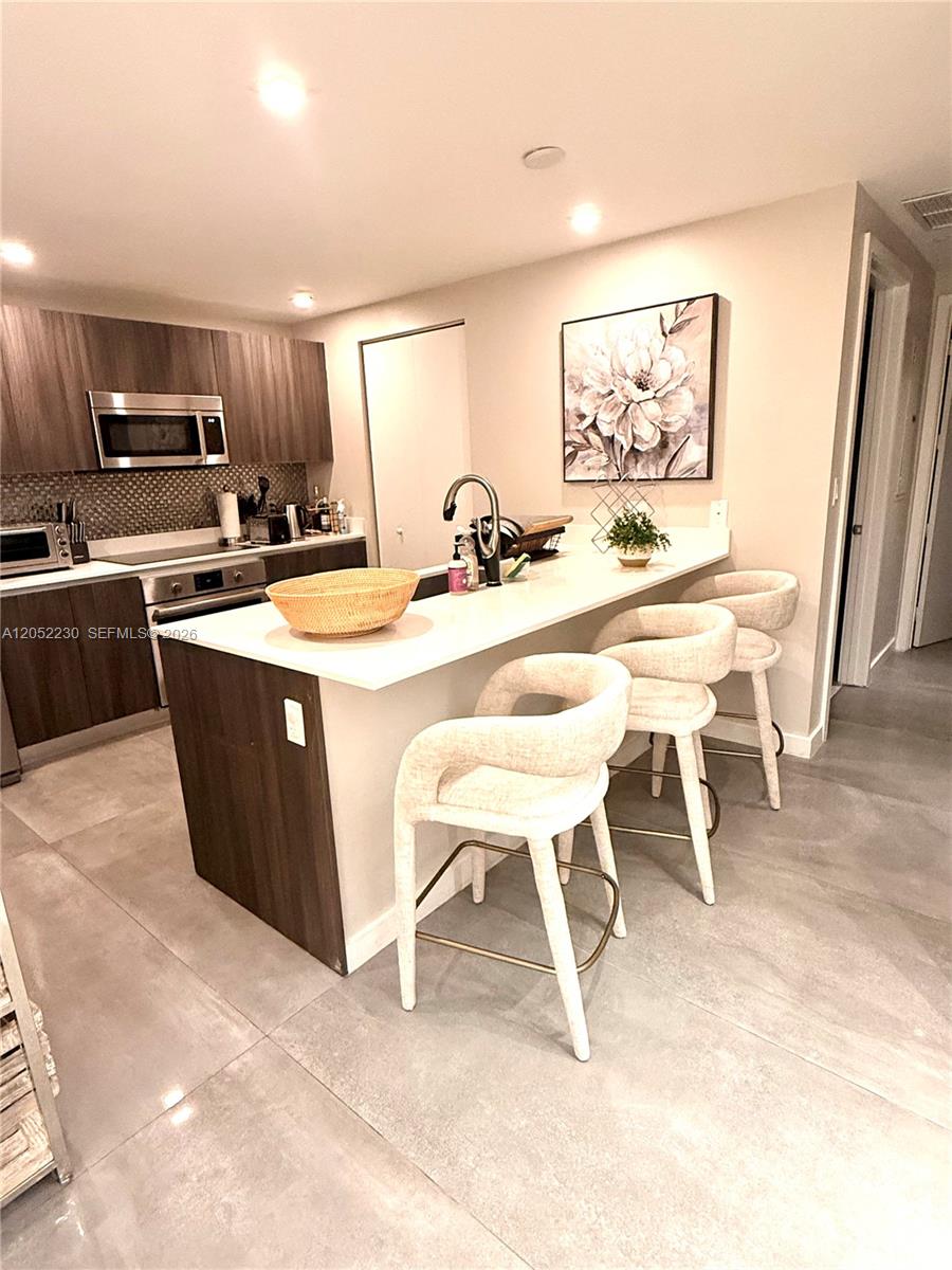 488 NE 18th Street