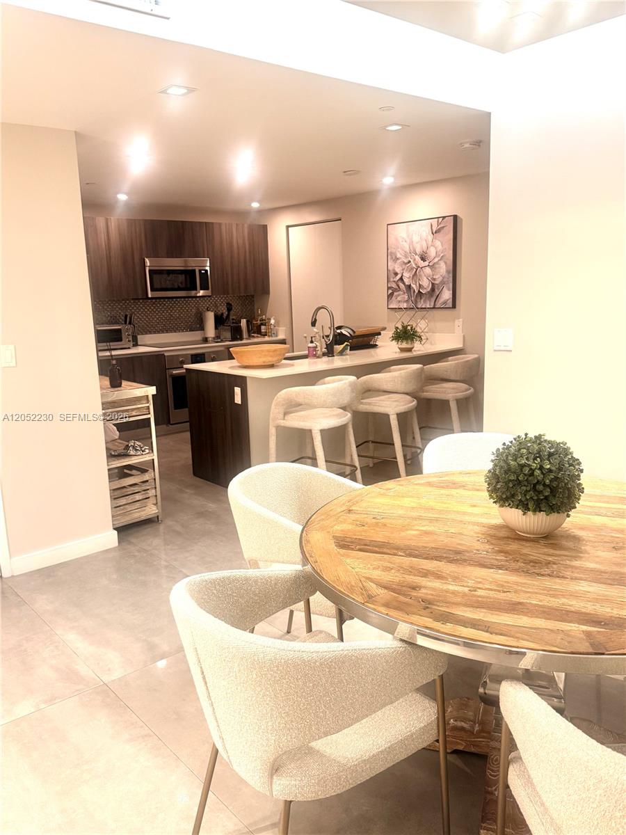 488 NE 18th Street