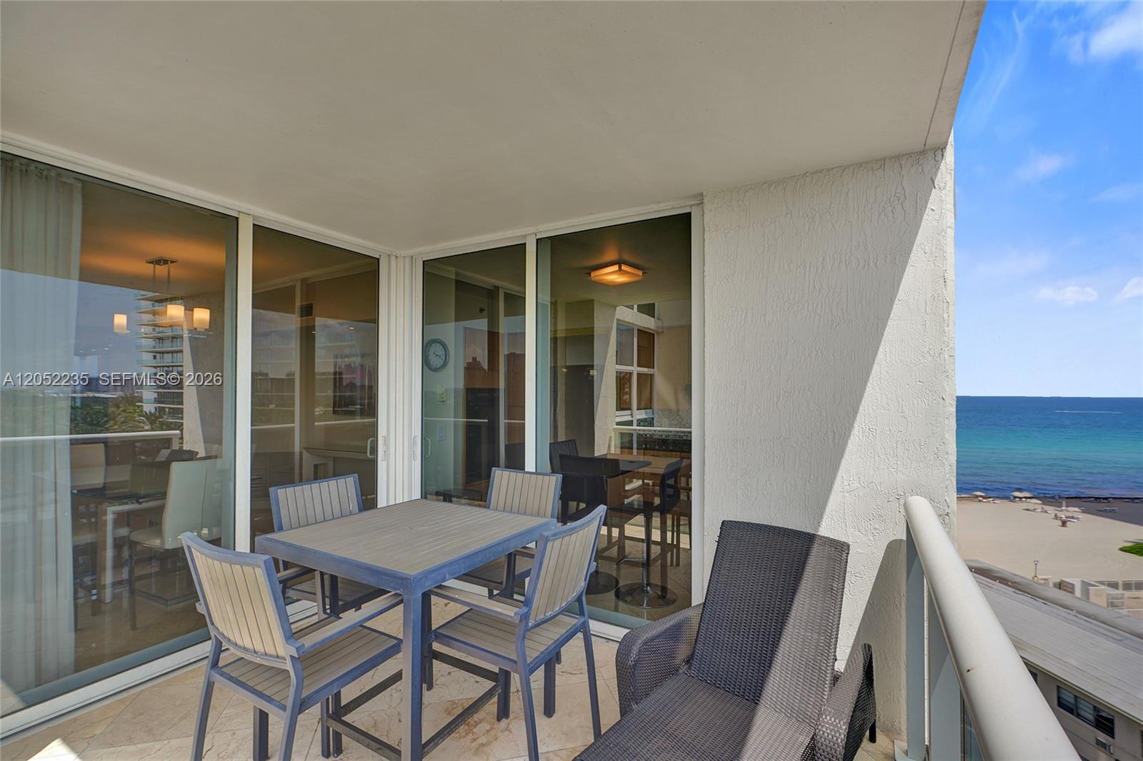 19111 Collins Avenue