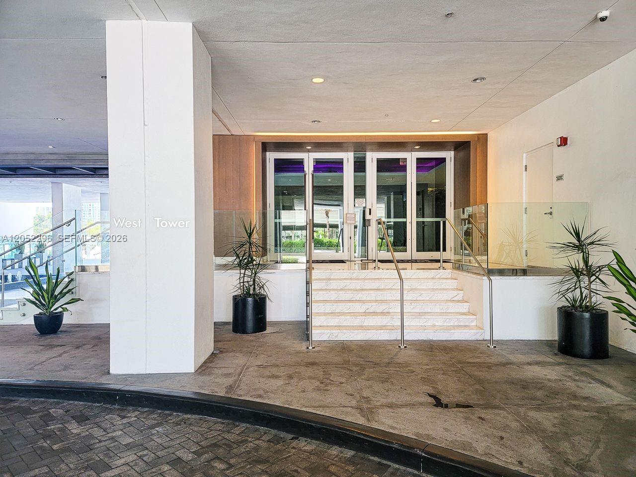 400 Sunny Isles Boulevard