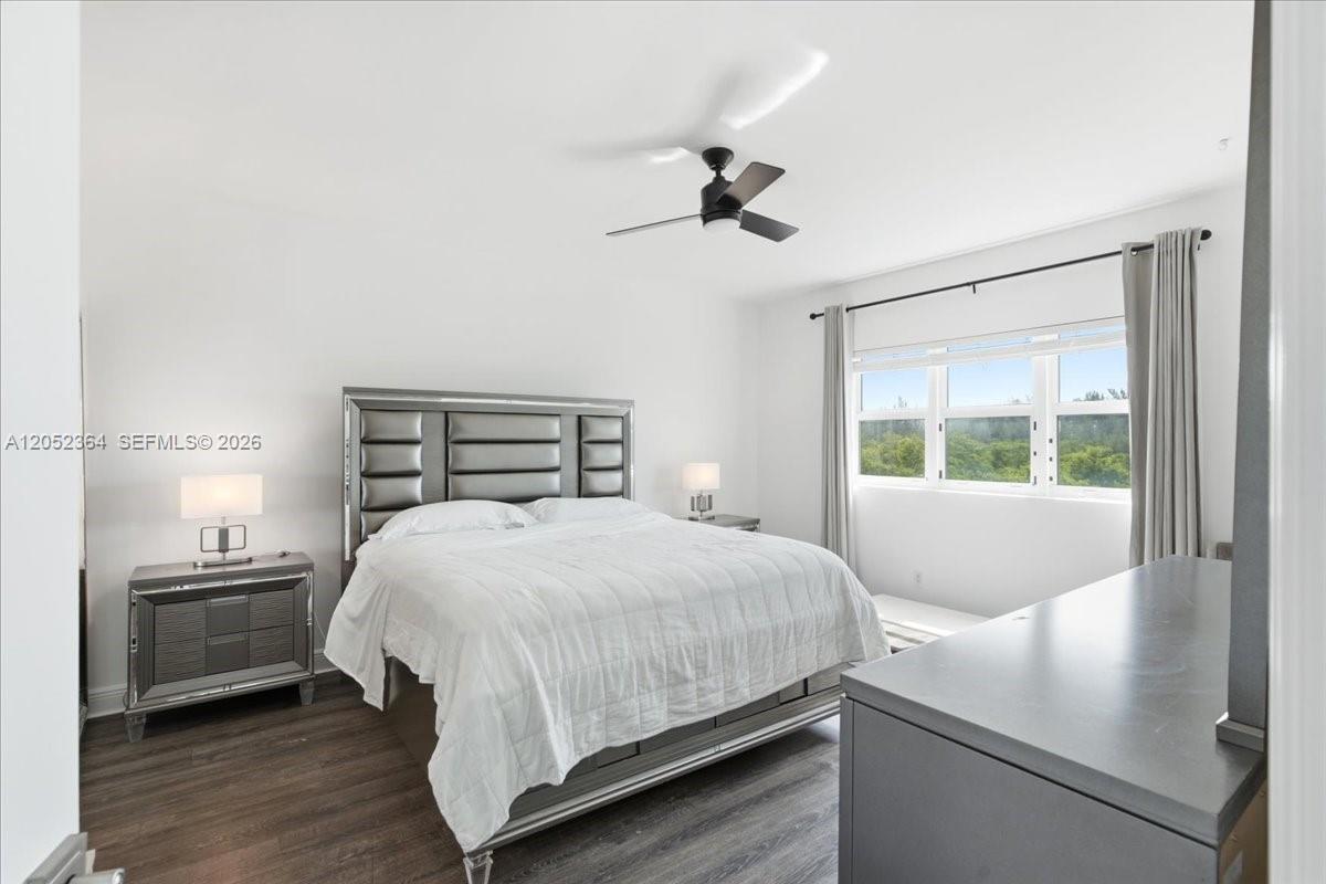 14951 Royal Oaks Lane