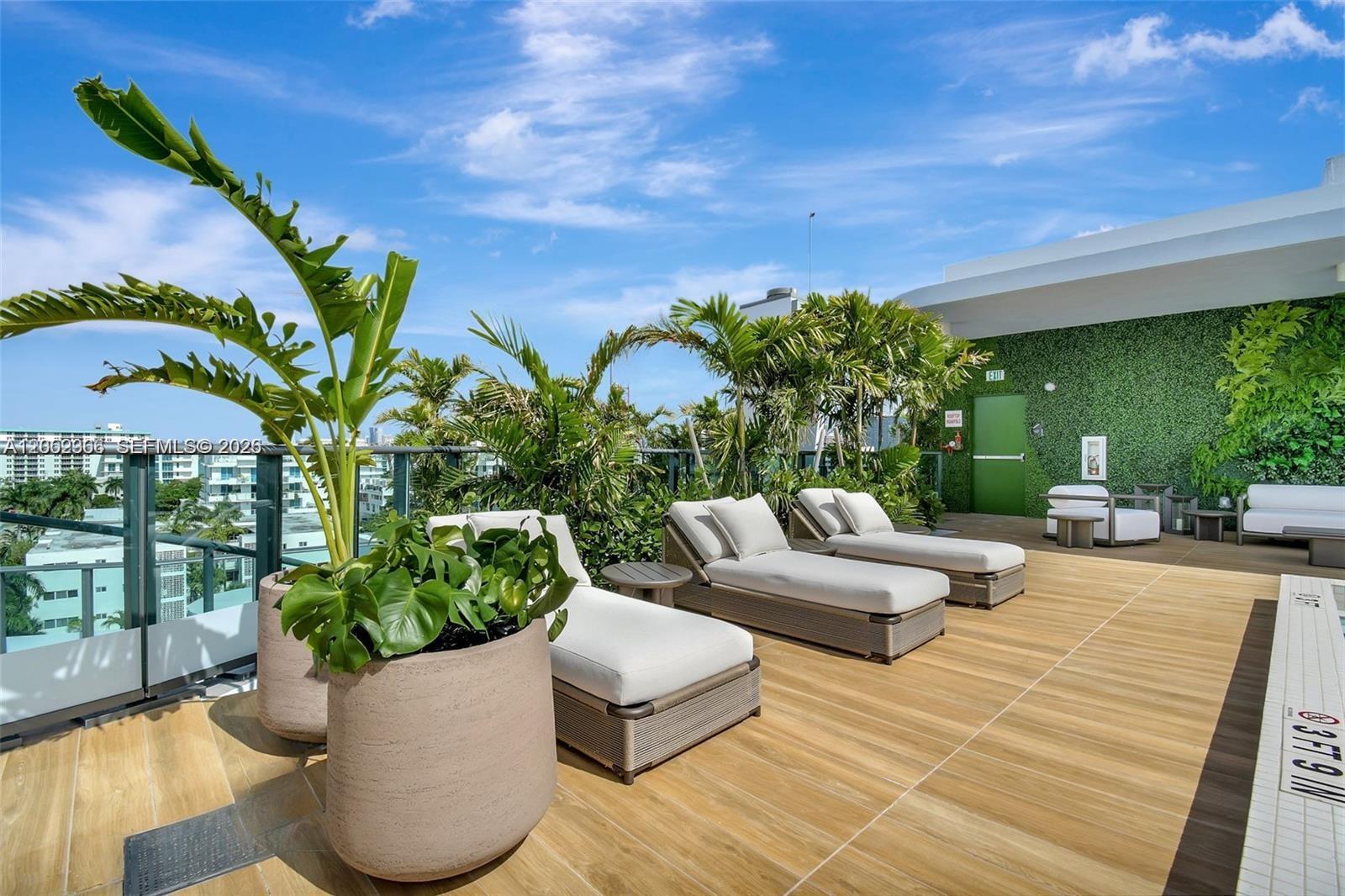 9901 W Bay Harbor Drive