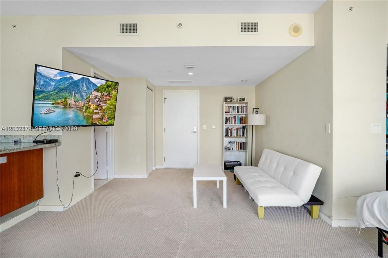 185 SW 7th Street