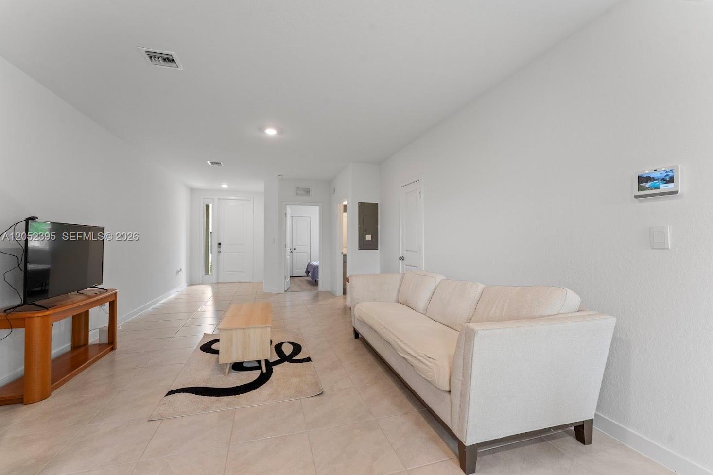 336 NW 8th Court gallery image #13