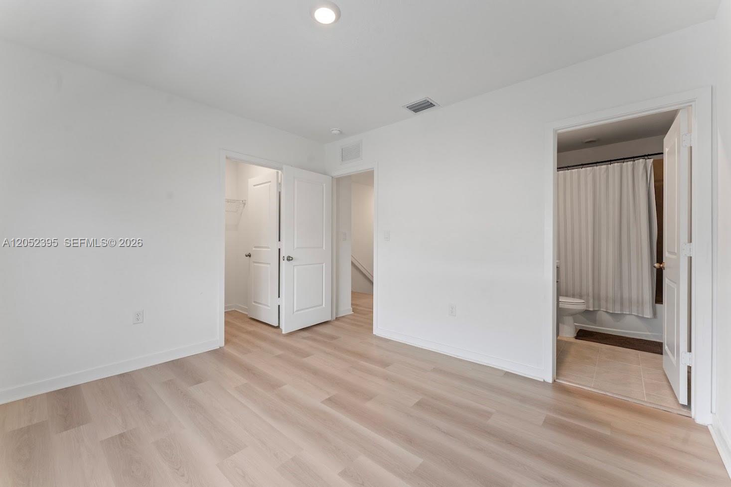 336 NW 8th Court gallery image #26