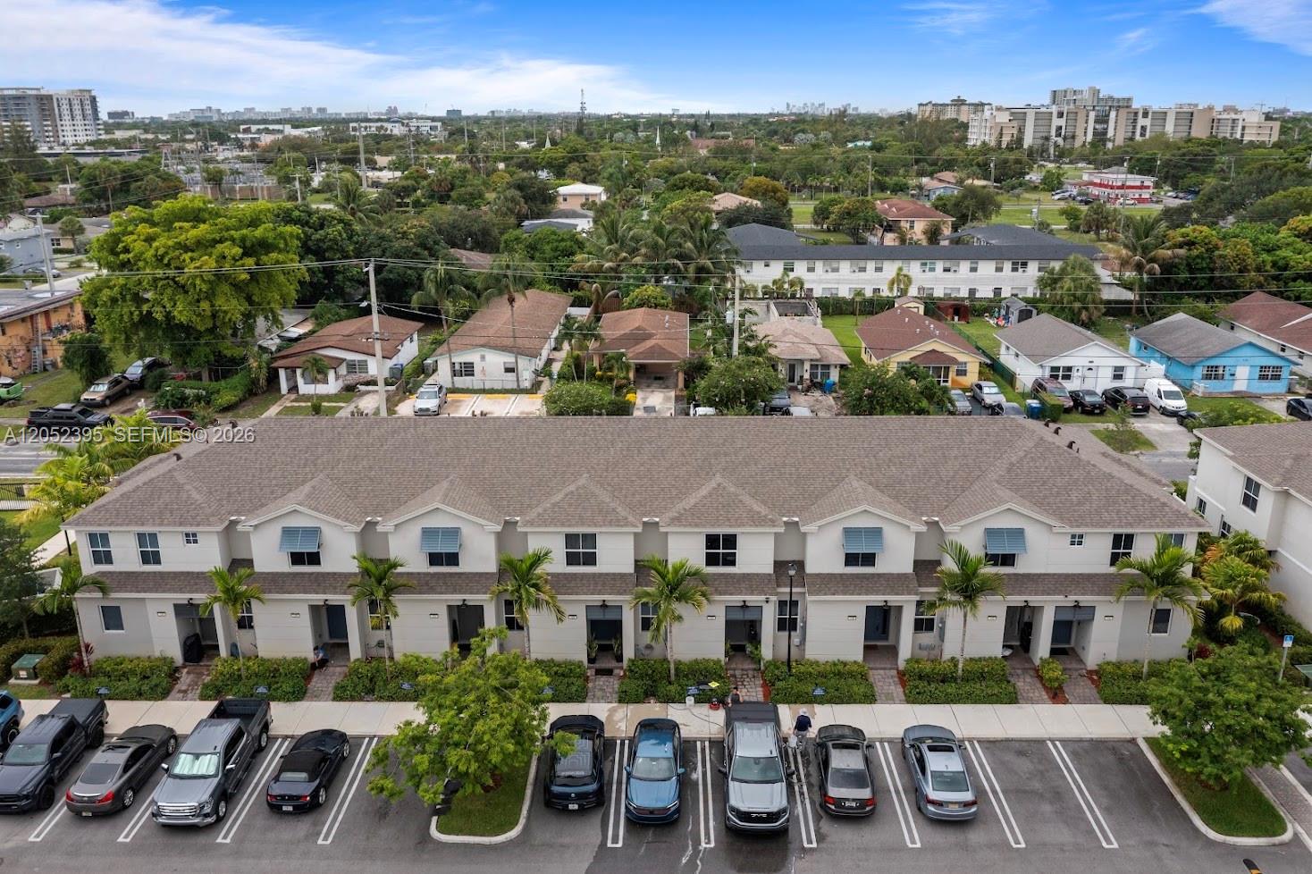 336 NW 8th Court gallery image #29