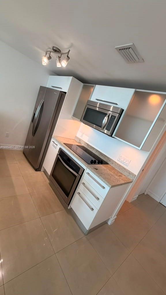 185 SW 7th Street