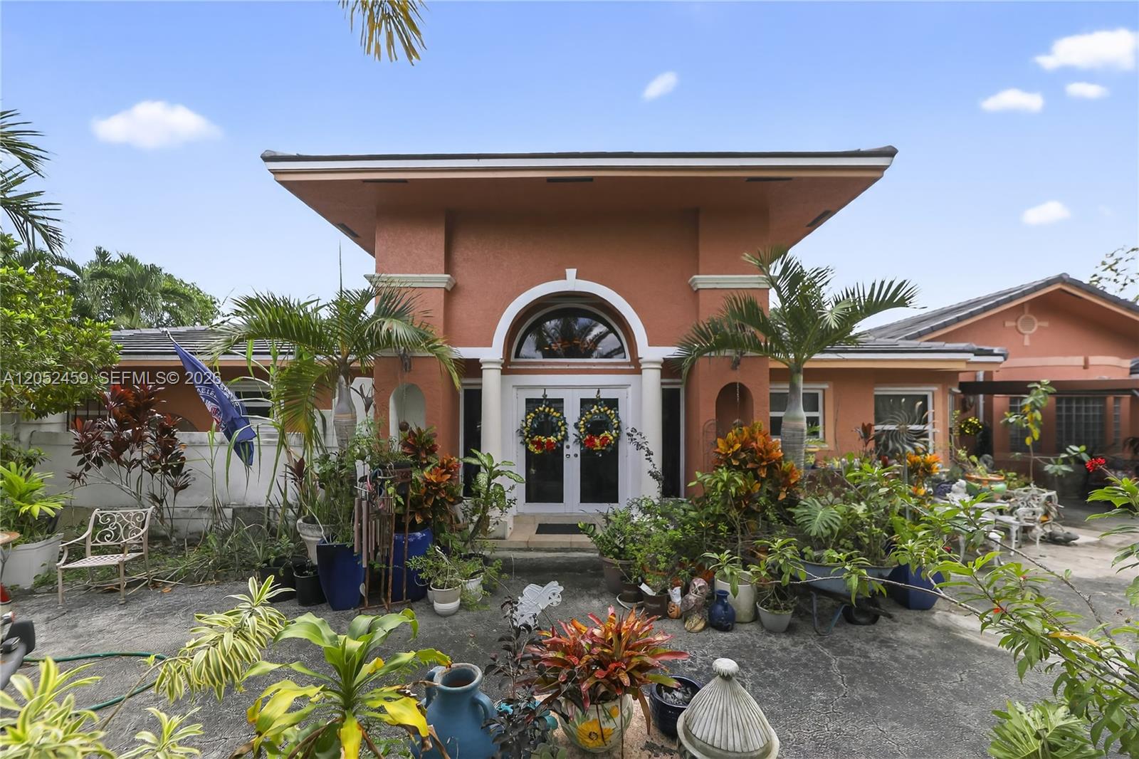 5400 Palm Tree Road