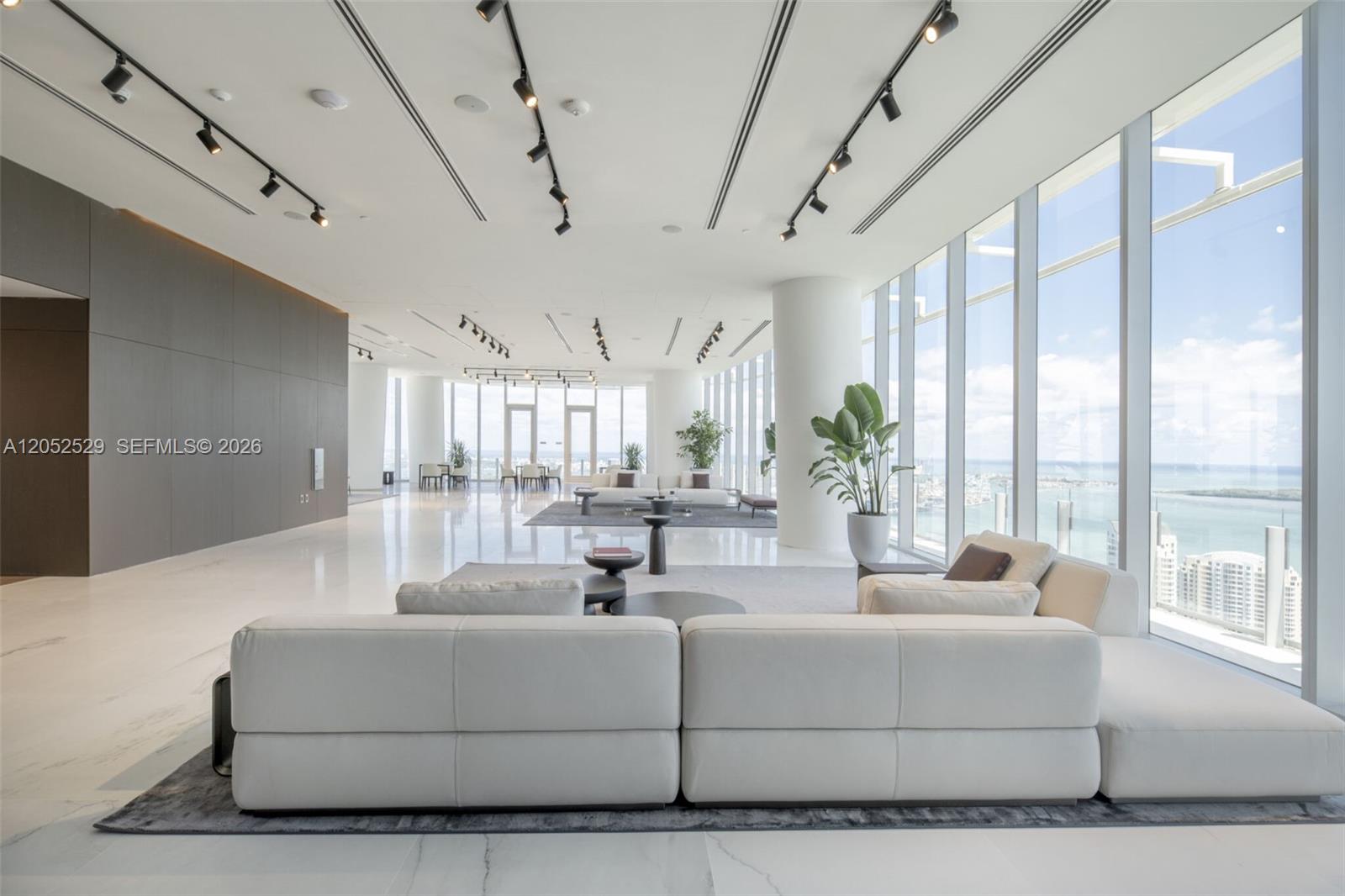 300 Biscayne Boulevard Way