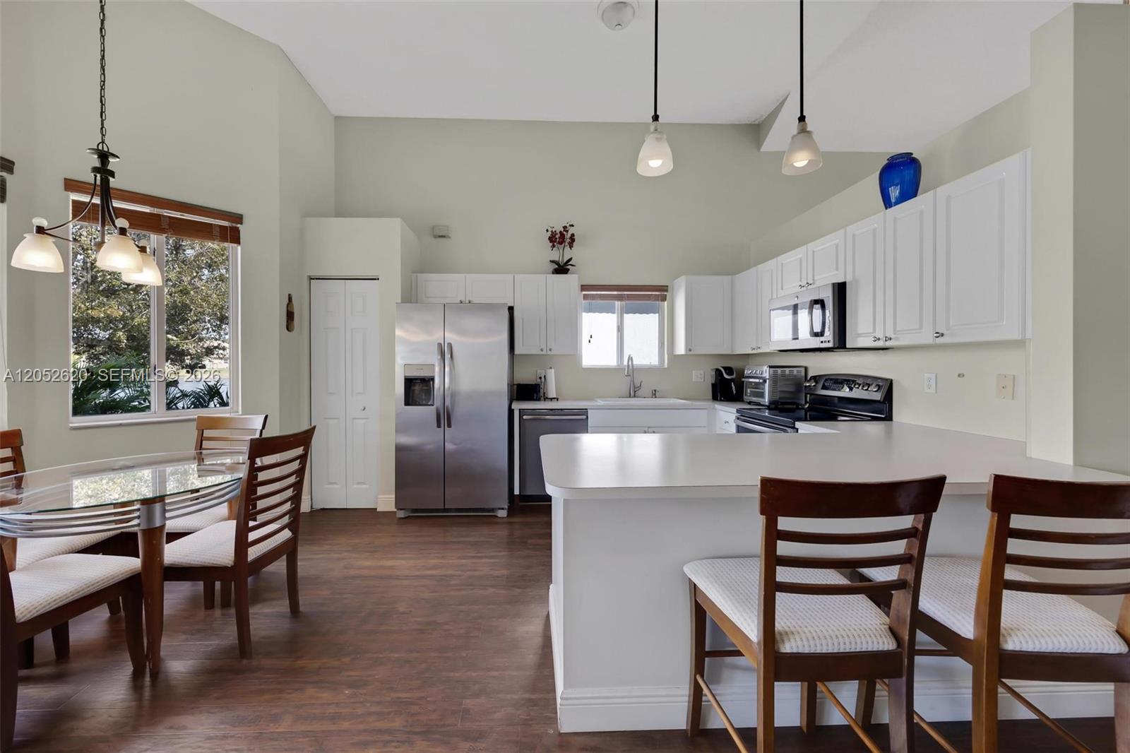 2002 SE 17th Avenue