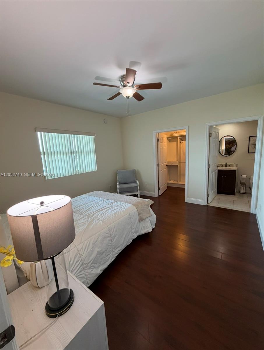 14951 Royal Oaks Lane