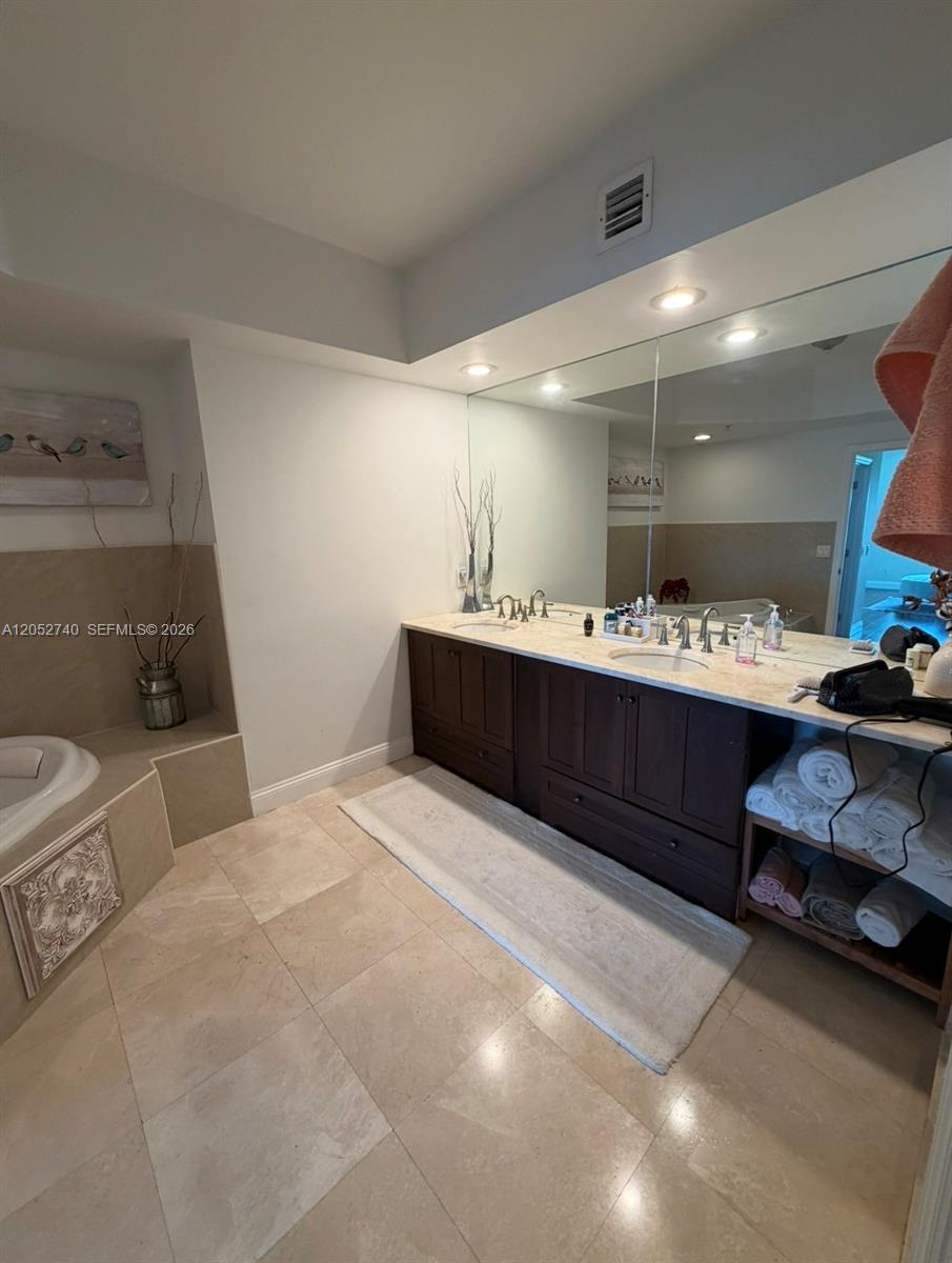 14951 Royal Oaks Lane