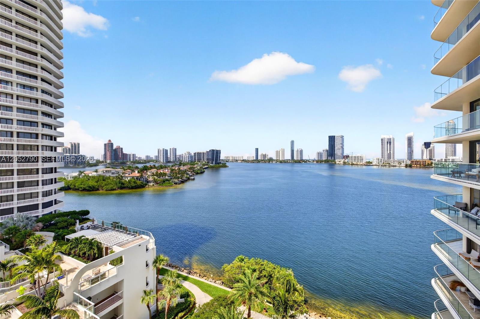 2800 Island Boulevard