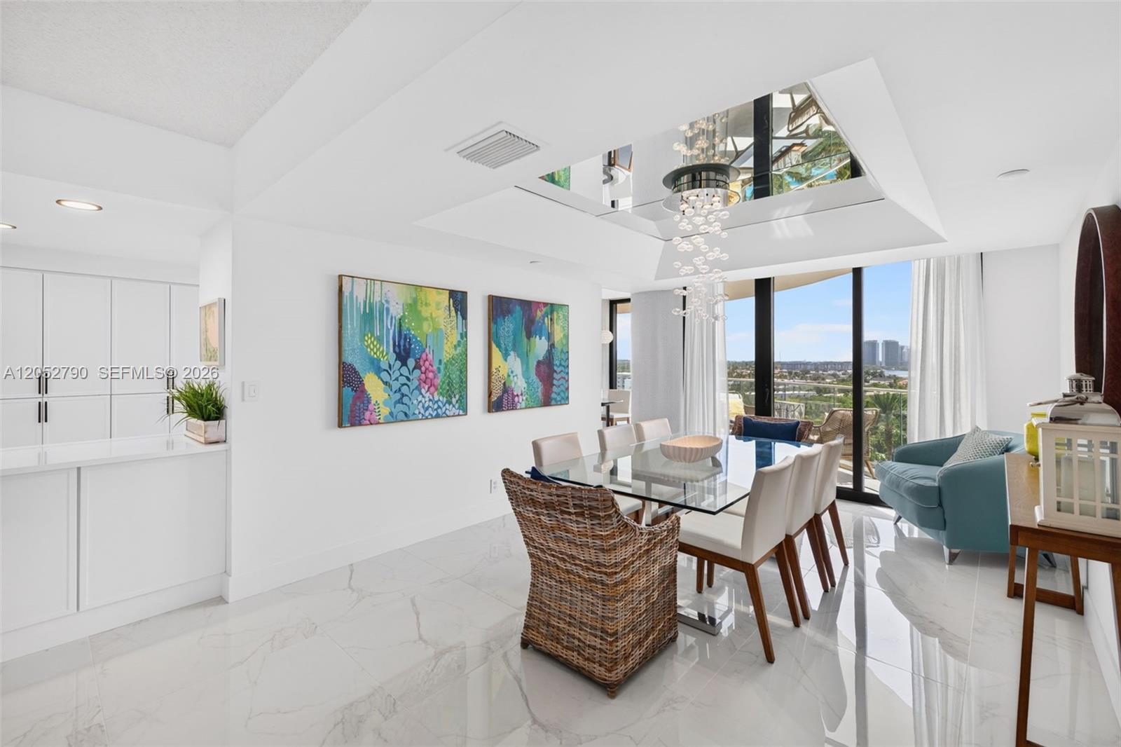 2800 Island Boulevard