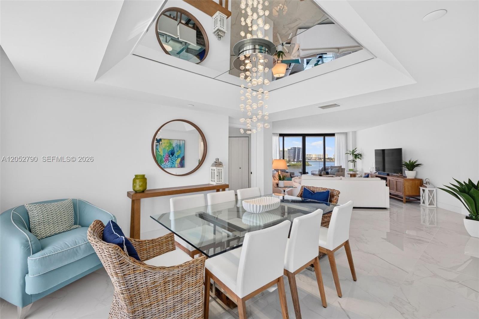 2800 Island Boulevard