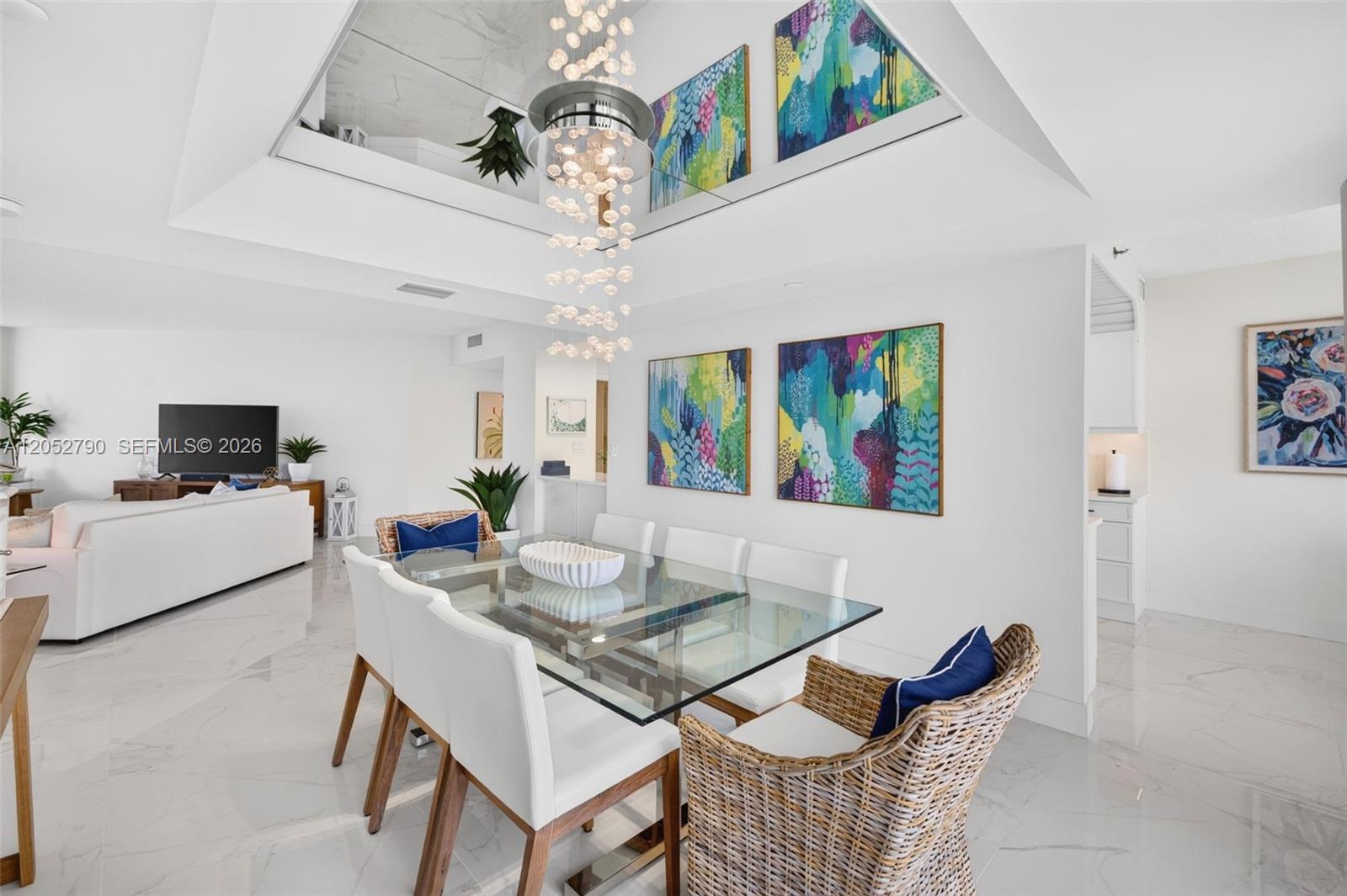 2800 Island Boulevard