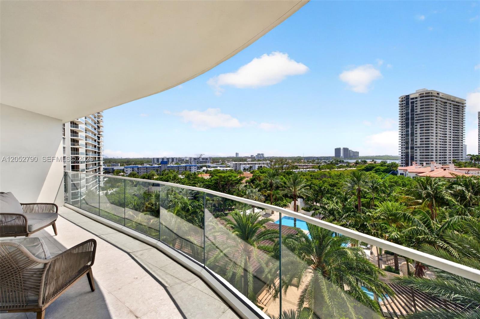 2800 Island Boulevard