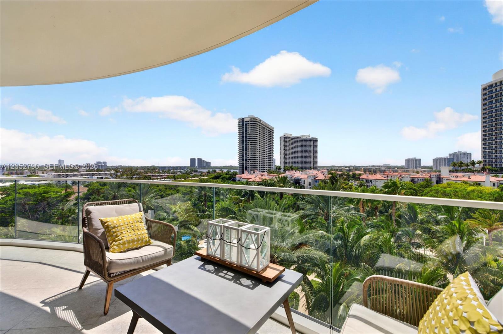 2800 Island Boulevard