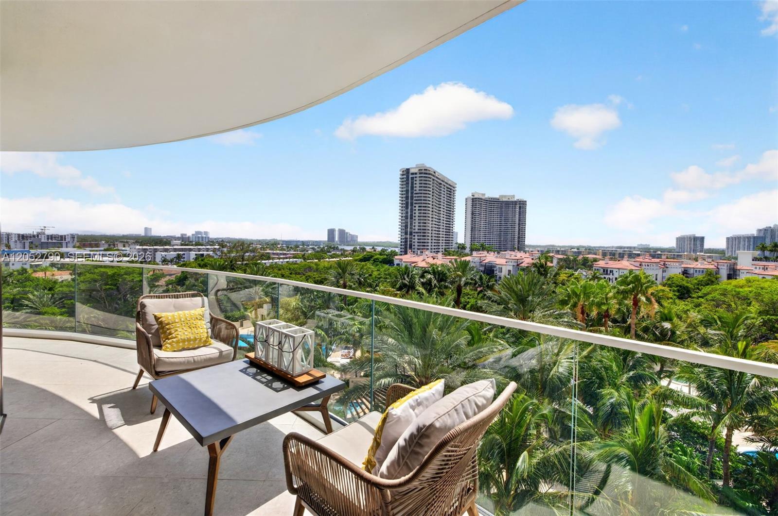 2800 Island Boulevard