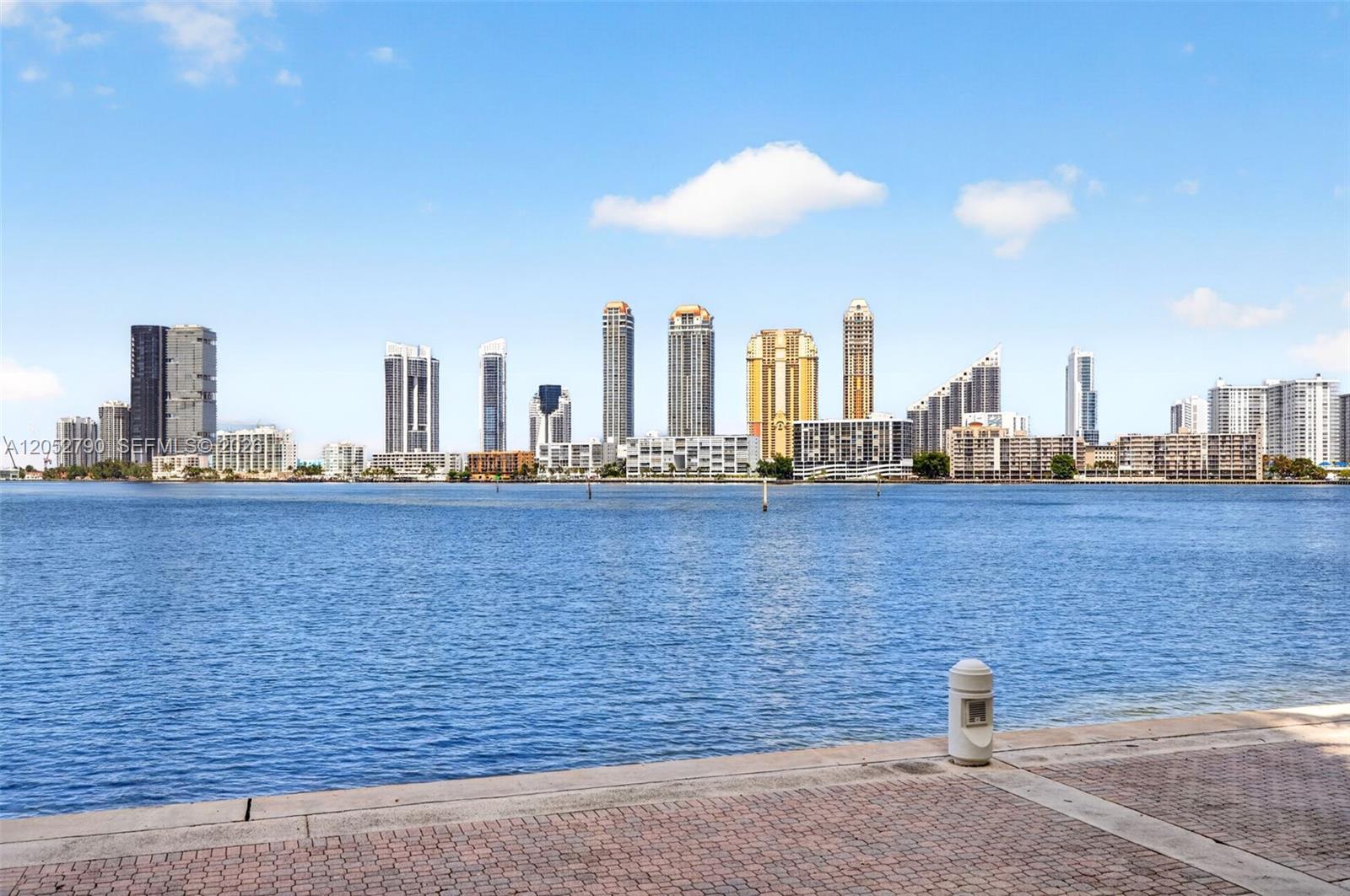2800 Island Boulevard