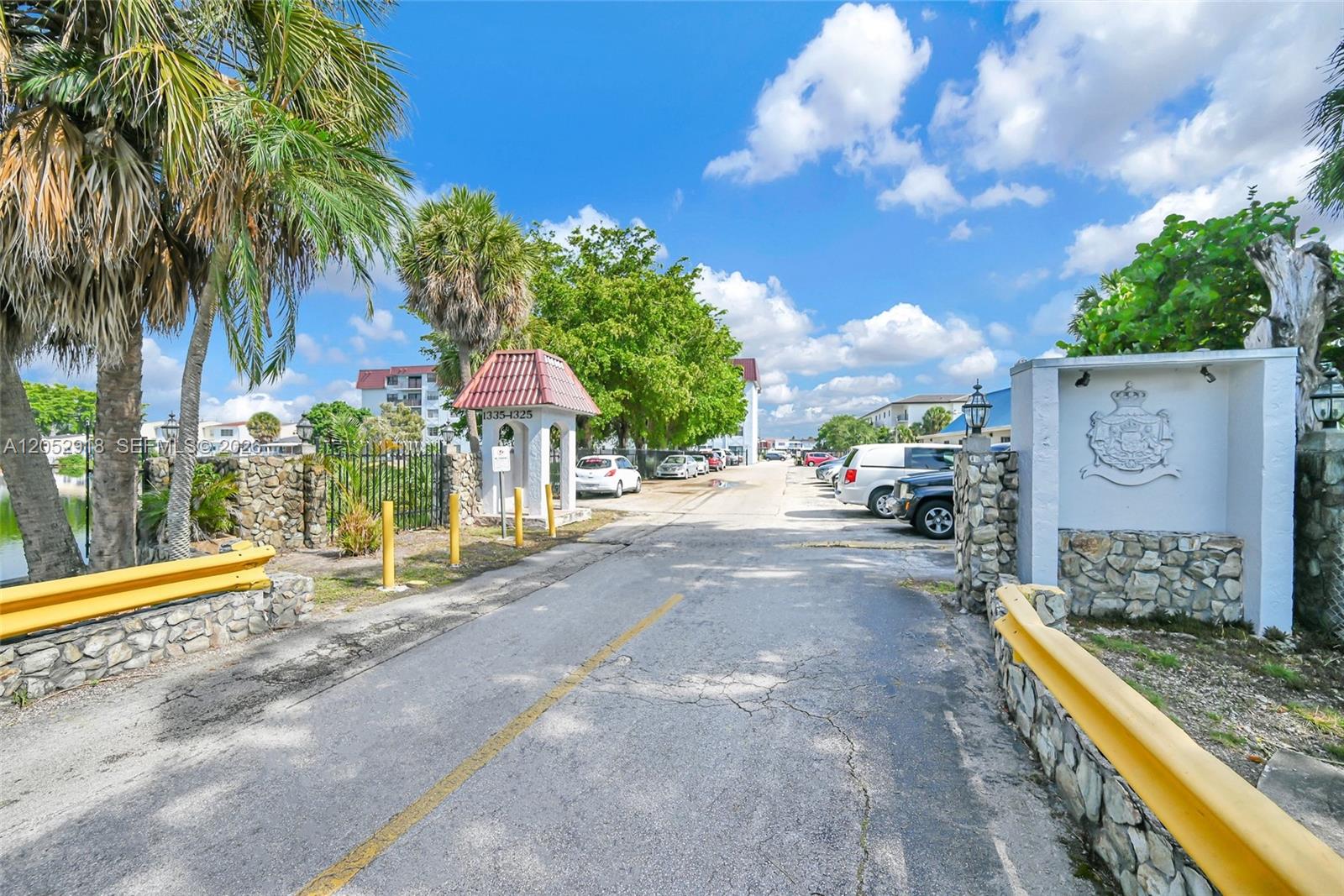 1335 W 68th Street